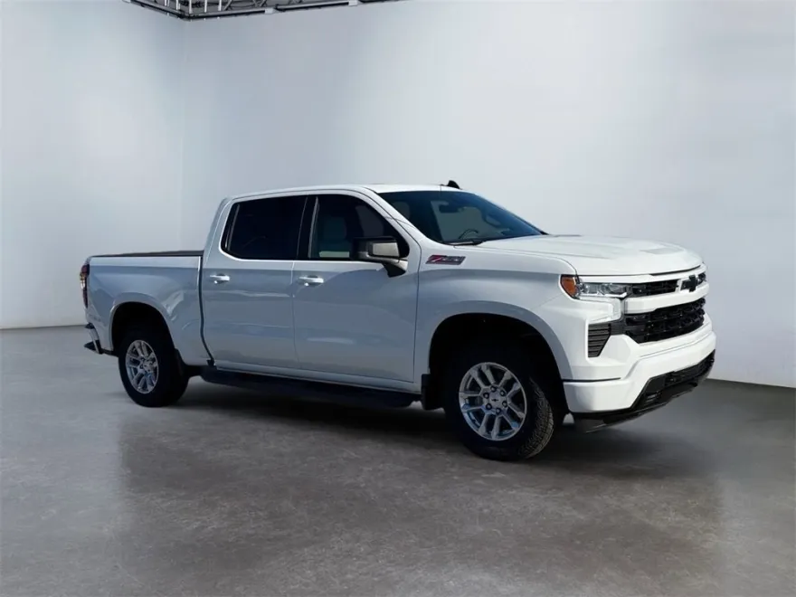 2026 Chevrolet Silverado RST photo 1