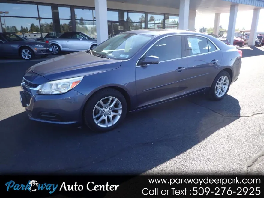 2014 Chevrolet Malibu 1LT photo 1