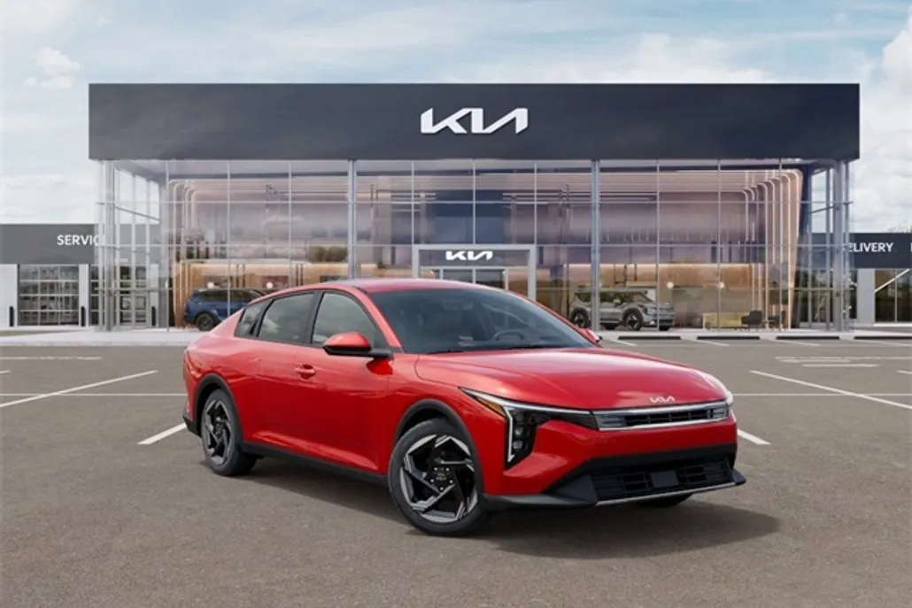 2025 Kia K4 EX photo 1