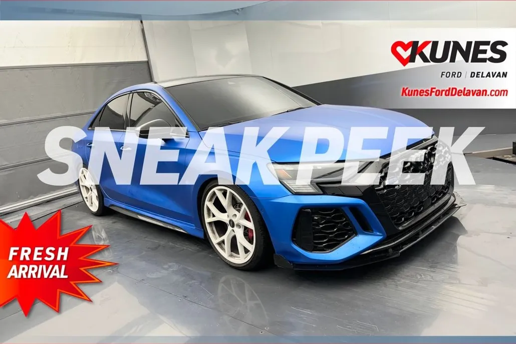 2024 Audi RS 3 Base photo 1