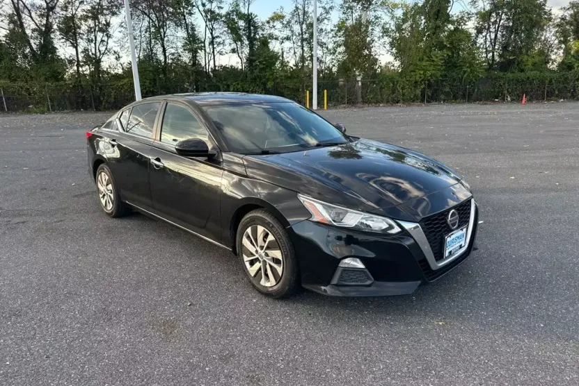 2020 Nissan Altima 2.5 S photo 1