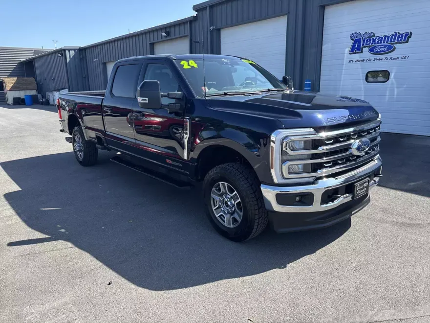 2024 Ford F-350 Lariat photo 1