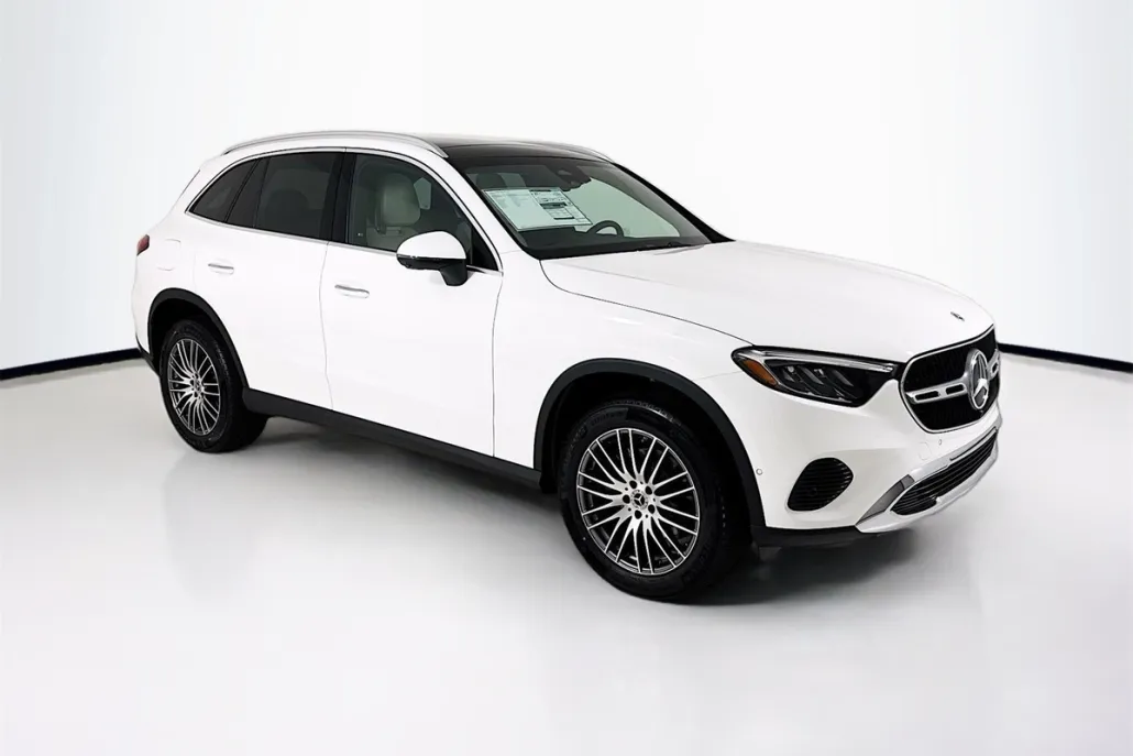 2026 Mercedes Benz GLC 300 photo 1