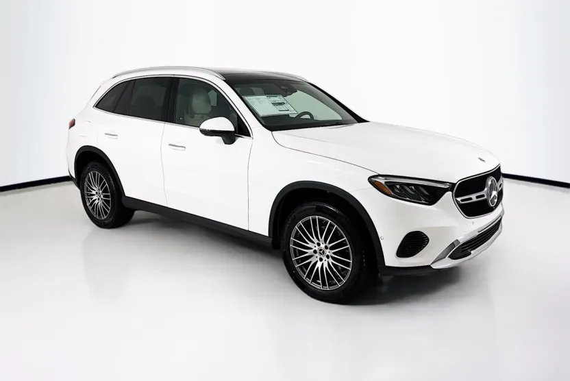 2026 Mercedes Benz GLC 300 photo 1