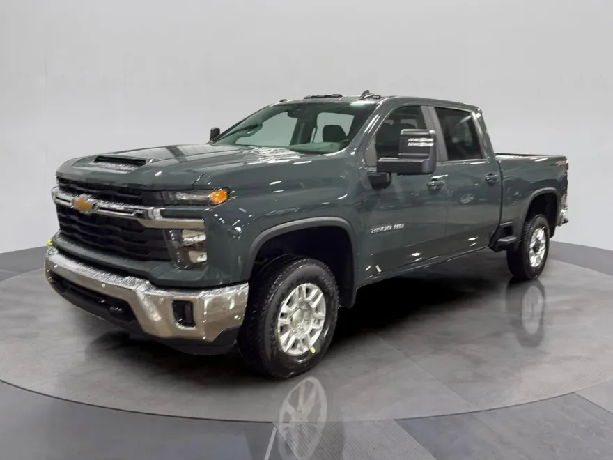 2026 Chevrolet Silverado 2500HD LT photo 1
