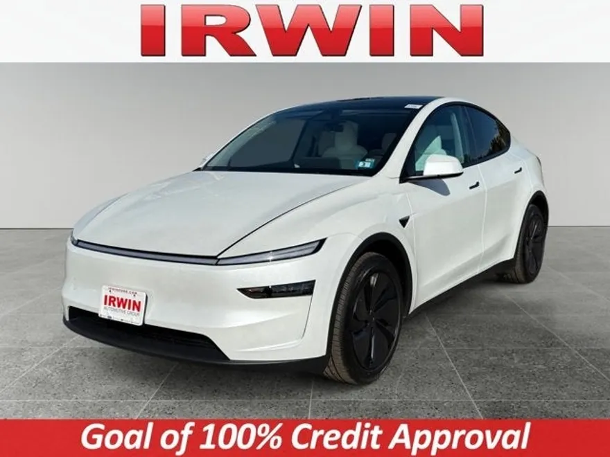 2026 Tesla Model Y Long Range photo 1