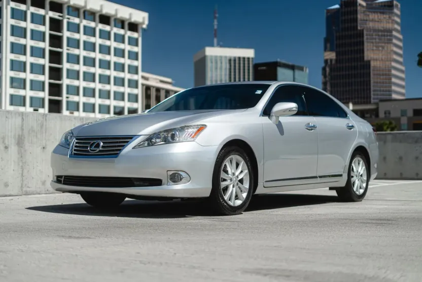 2010 Lexus ES 350 photo 1