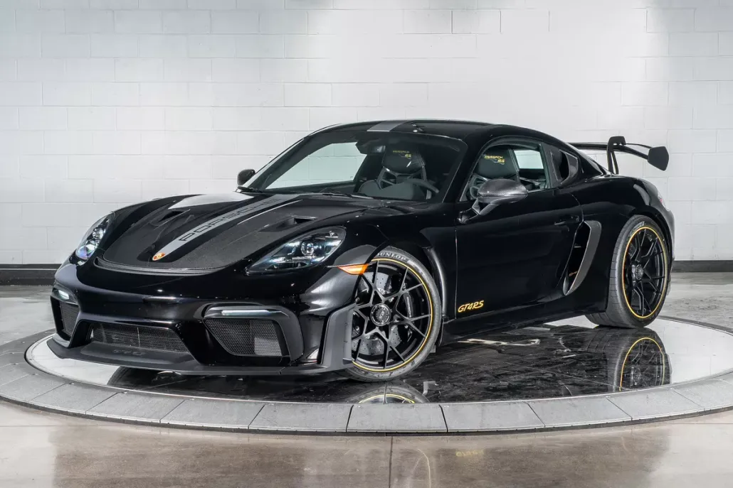 2025 Porsche Cayman GT4 RS photo 1