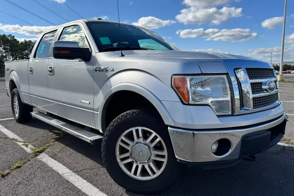 2012 Ford F-150 Lariat photo 1