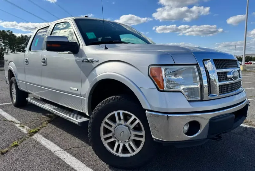 2012 Ford F-150 Lariat photo 1