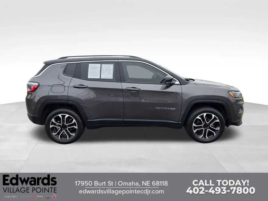 2022 Jeep Compass Limited photo 1