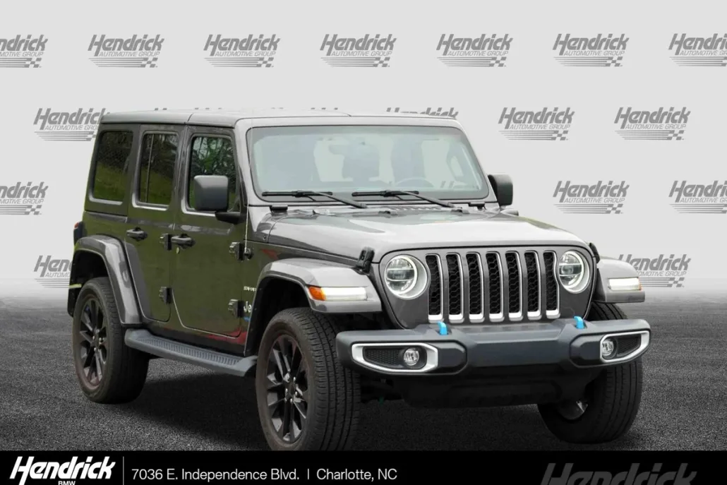 2022 Jeep Wrangler 4xe Unlimited Sahara photo 1