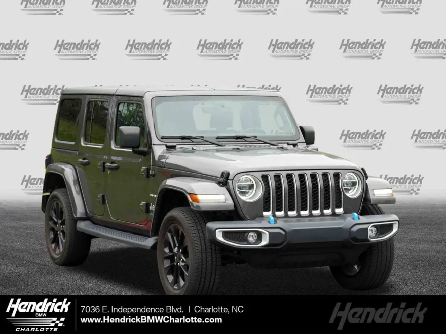 2022 Jeep Wrangler 4xe Unlimited Sahara photo 1
