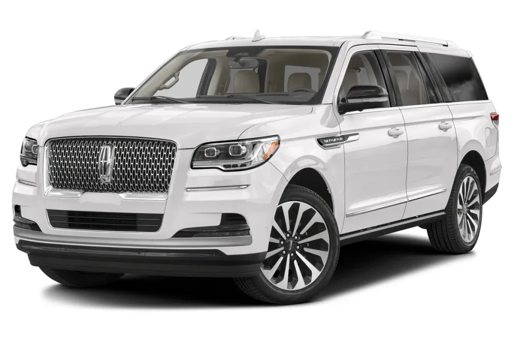 2023 Lincoln Navigator L Reserve photo 1