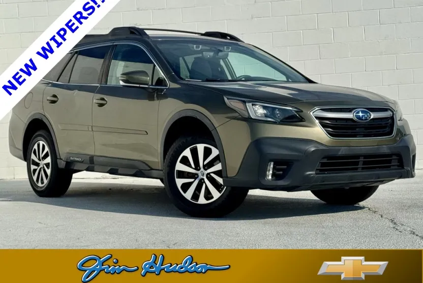 2020 Subaru Outback Premium photo 1