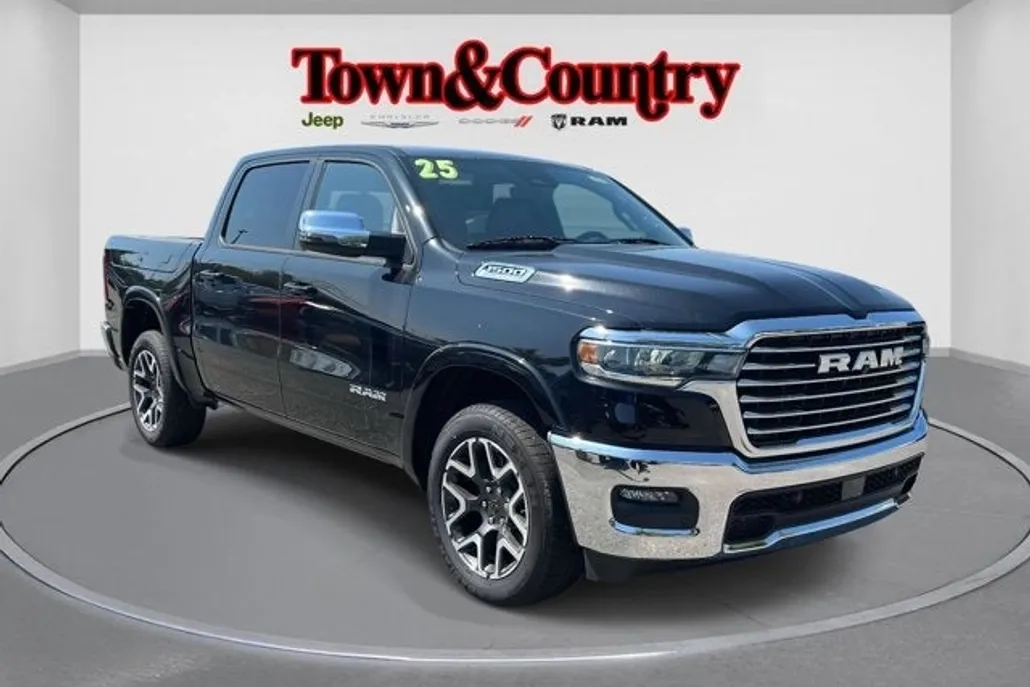 2025 Ram 1500 Laramie photo 1