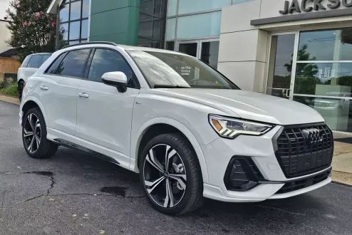 2024 Audi Q3 S line Premium Plus photo 1