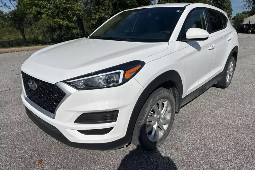 2021 Hyundai Tucson SE photo 1