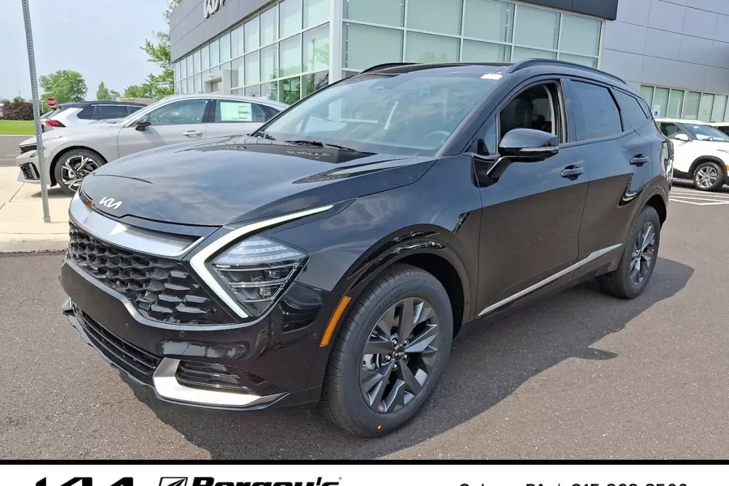2025 Kia Sportage Hybrid photo 1