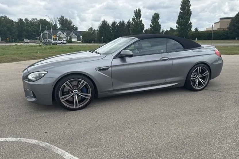 2012 Bmw M6 Convertible photo 1