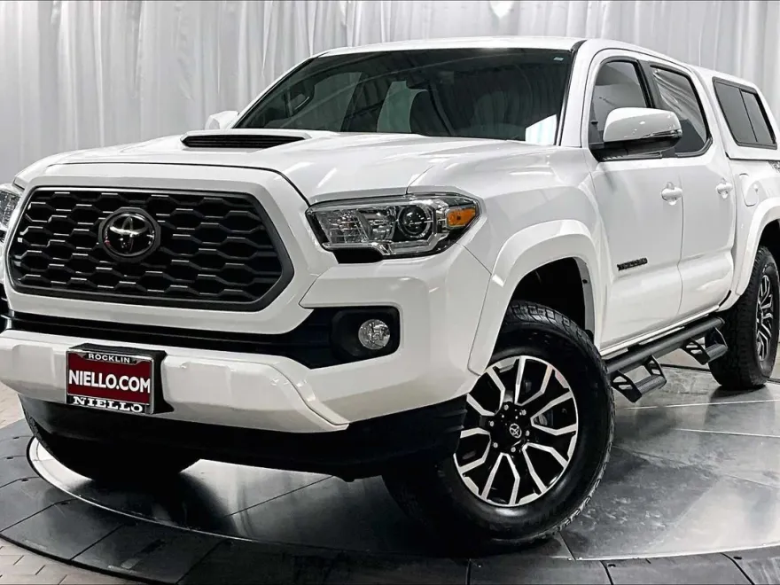 2020 Toyota Tacoma TRD Sport Double Cab V6 photo 1