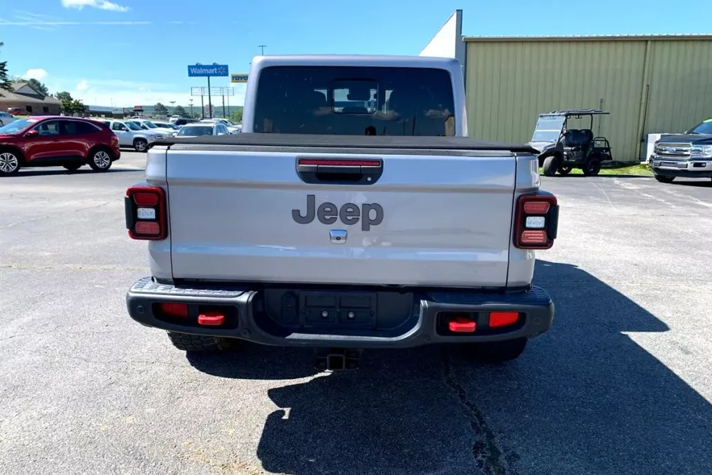 2020 Jeep Gladiator Rubicon photo 1