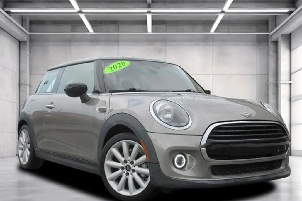 2020 Mini Cooper 2 Door Hardtop Oxford Edition photo 1