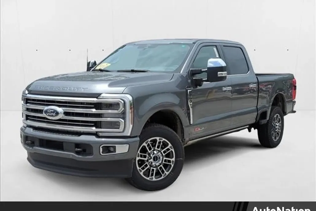 2025 Ford F-250 Platinum photo 1