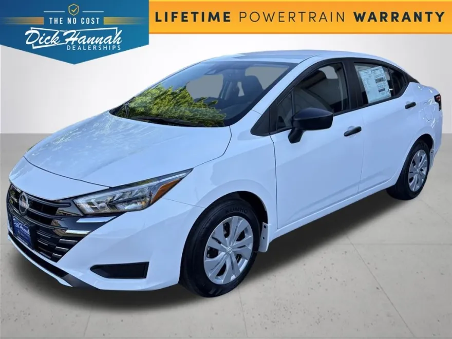 2025 Nissan Versa 1.6 S photo 1