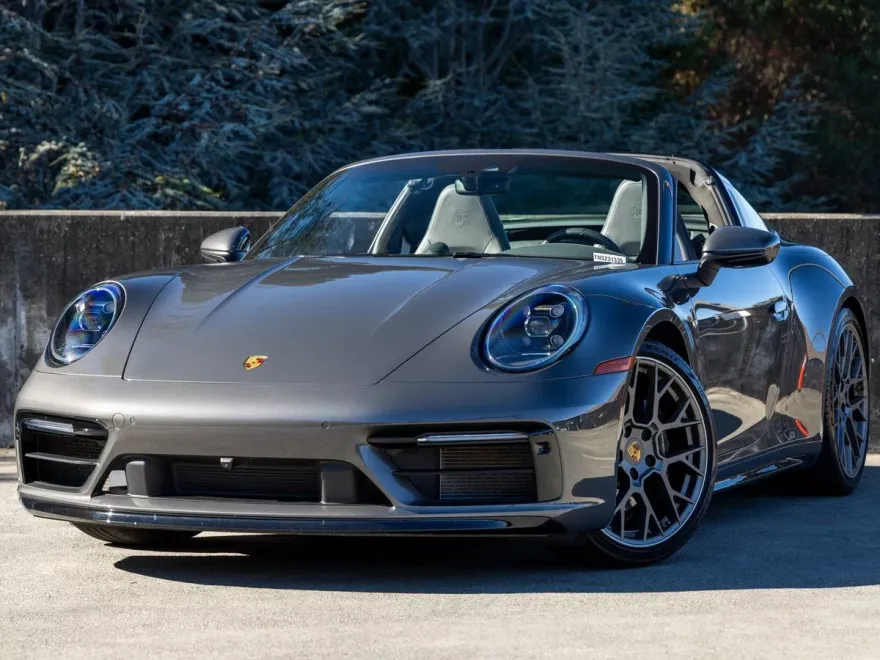 2022 Porsche 911 Targa 4S photo 1