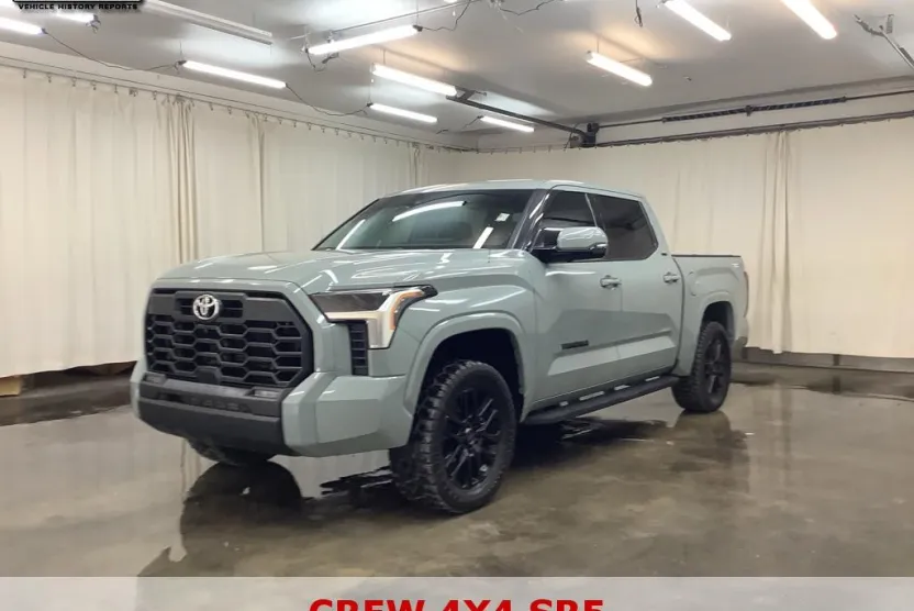 2022 Toyota Tundra SR5 photo 1