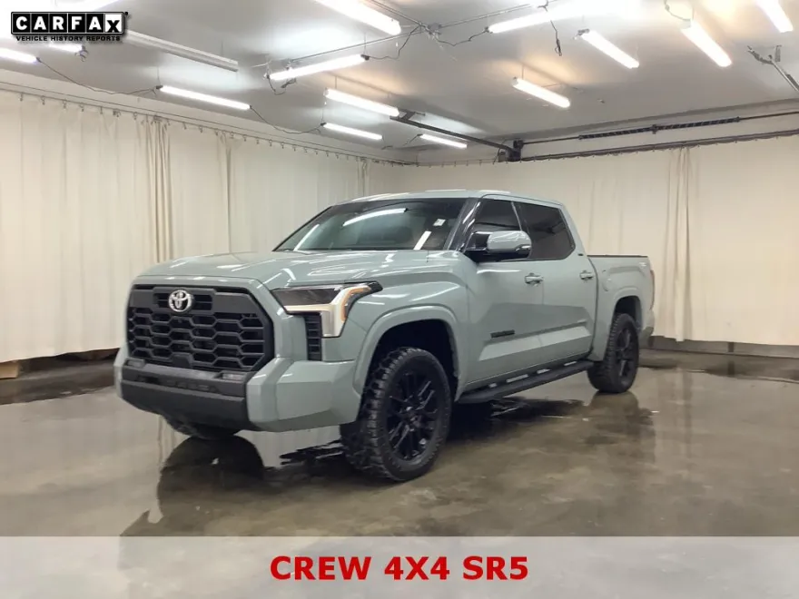 2022 Toyota Tundra SR5 photo 1