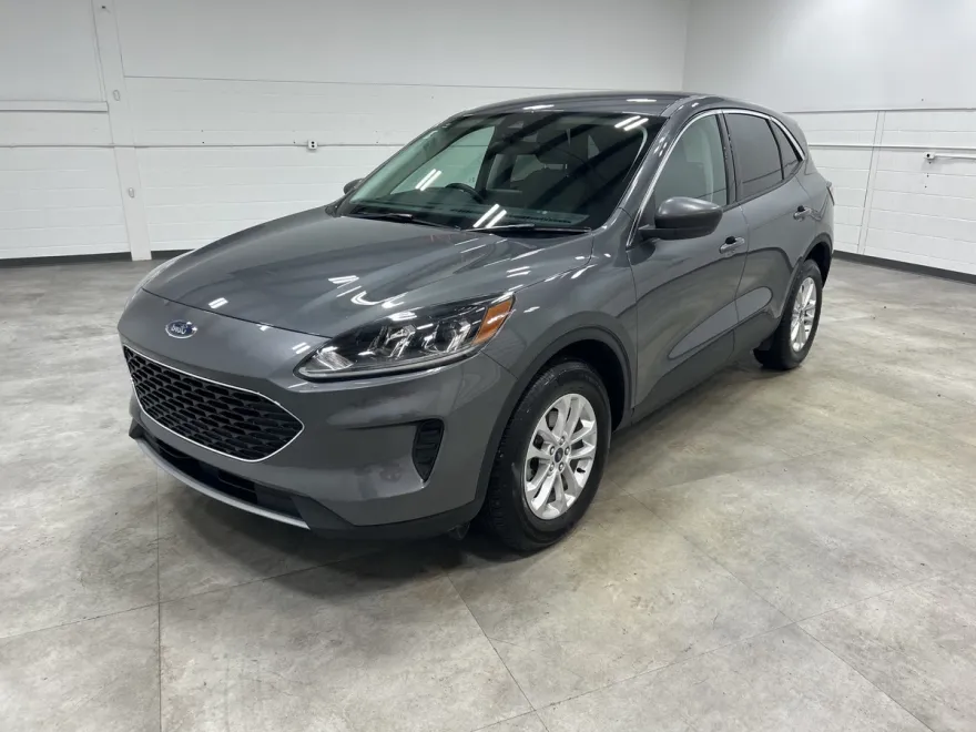 2022 Ford Escape SE photo 1