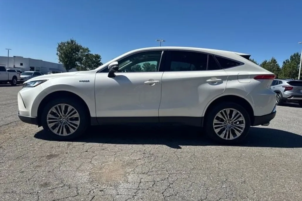 2021 Toyota Venza Limited photo 1