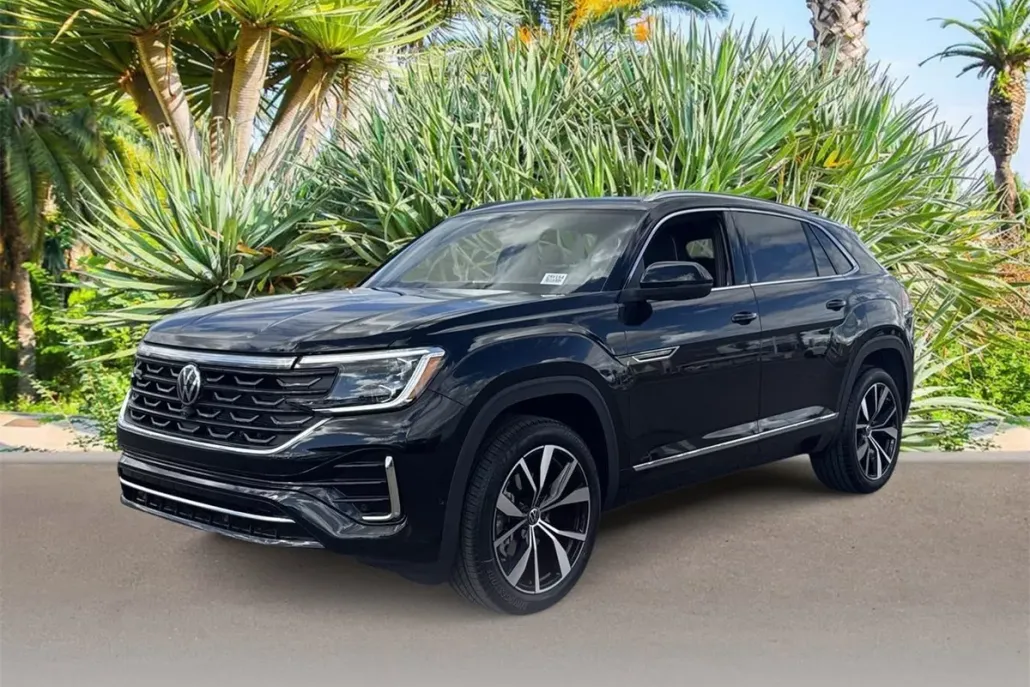 2025 Volkswagen Atlas Cross Sport SEL Premium R-Line photo 1