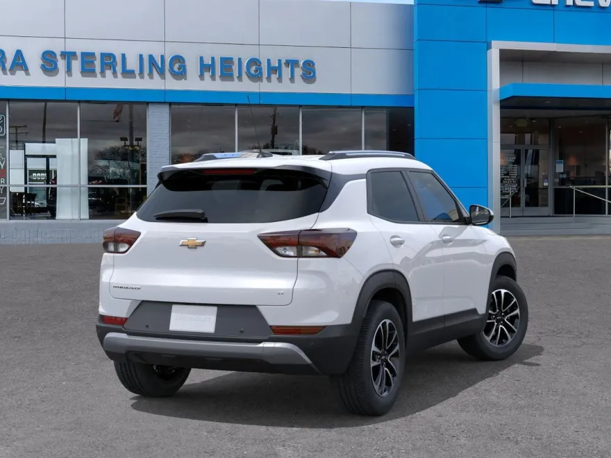 2026 Chevrolet Trailblazer LT photo 1
