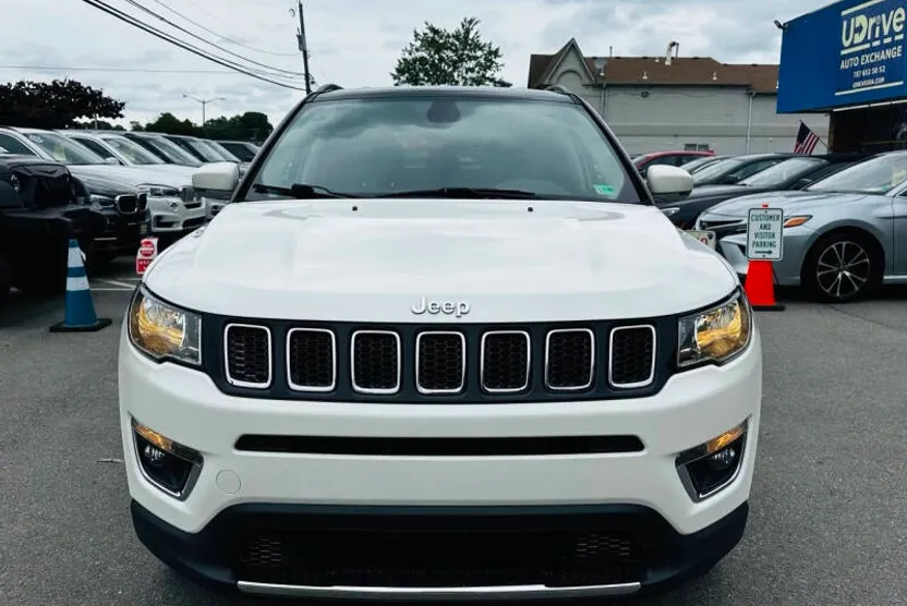 2018 Jeep Compass Limited photo 1