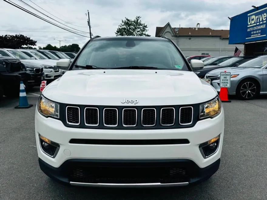 2018 Jeep Compass Limited photo 1