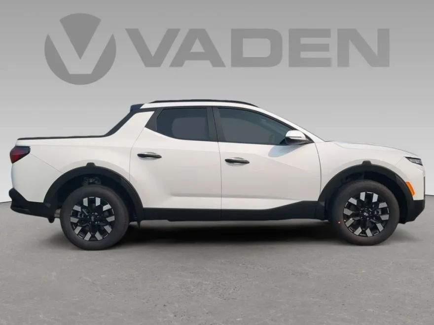 2025 Hyundai Santa Cruz SEL Activity photo 1