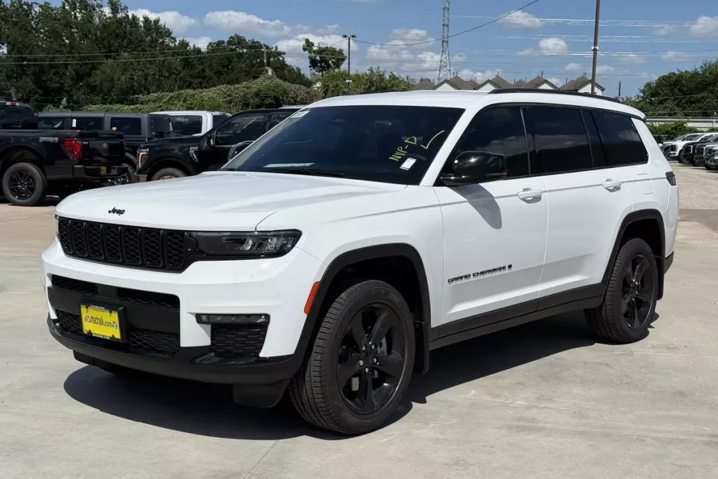 2025 Jeep Grand Cherokee Sport Limited photo 1