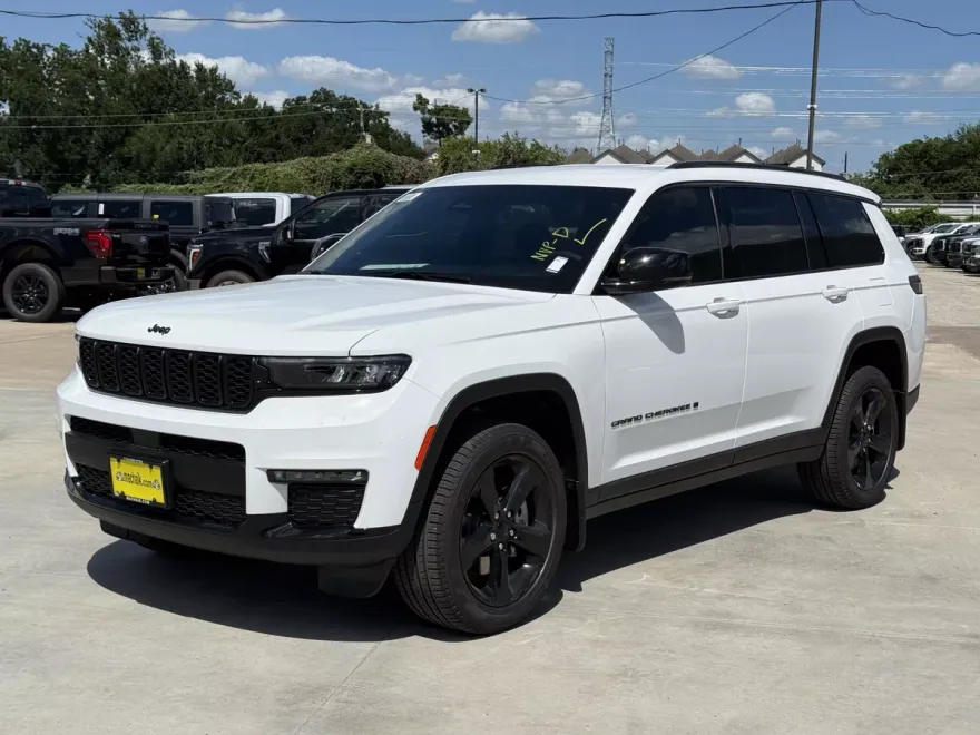 2025 Jeep Grand Cherokee Sport Limited photo 1