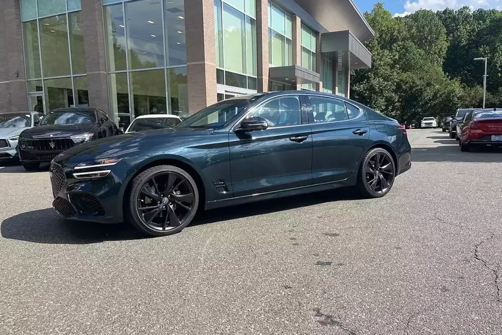 2023 Genesis G70 2.0T Sport Prestige photo 1