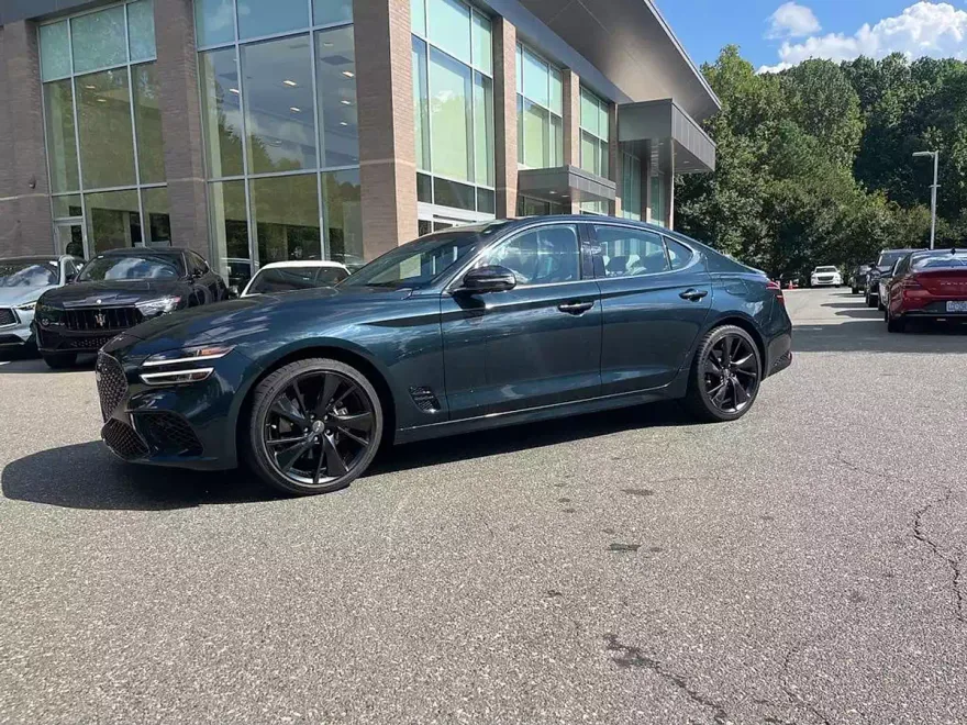 2023 Genesis G70 2.0T Sport Prestige photo 1