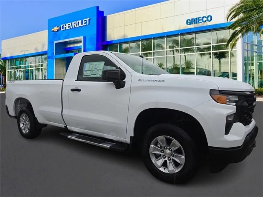 2025 Chevrolet Silverado 1500 photo 1