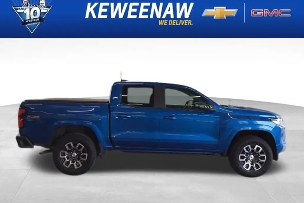 2023 Chevrolet Colorado Z71 photo 1
