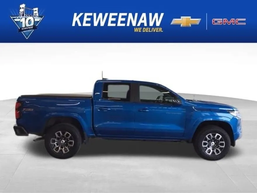 2023 Chevrolet Colorado Z71 photo 1