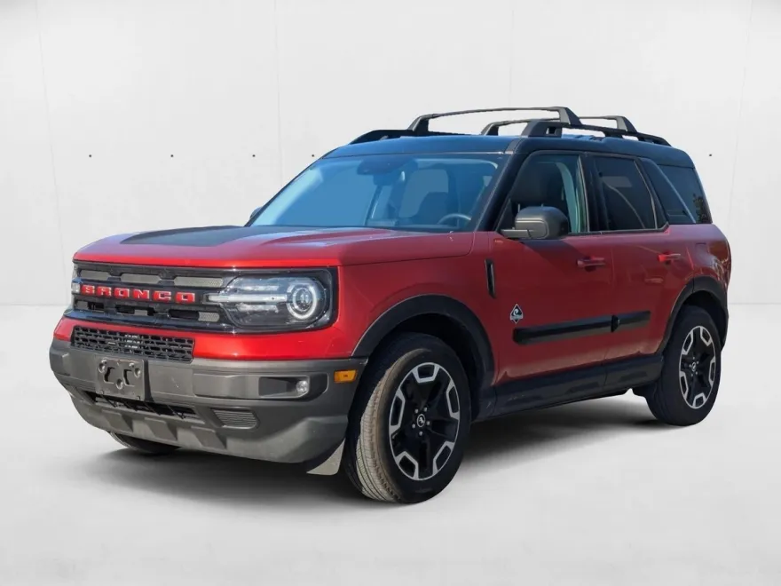 2024 Ford Bronco Sport Outer Banks photo 1