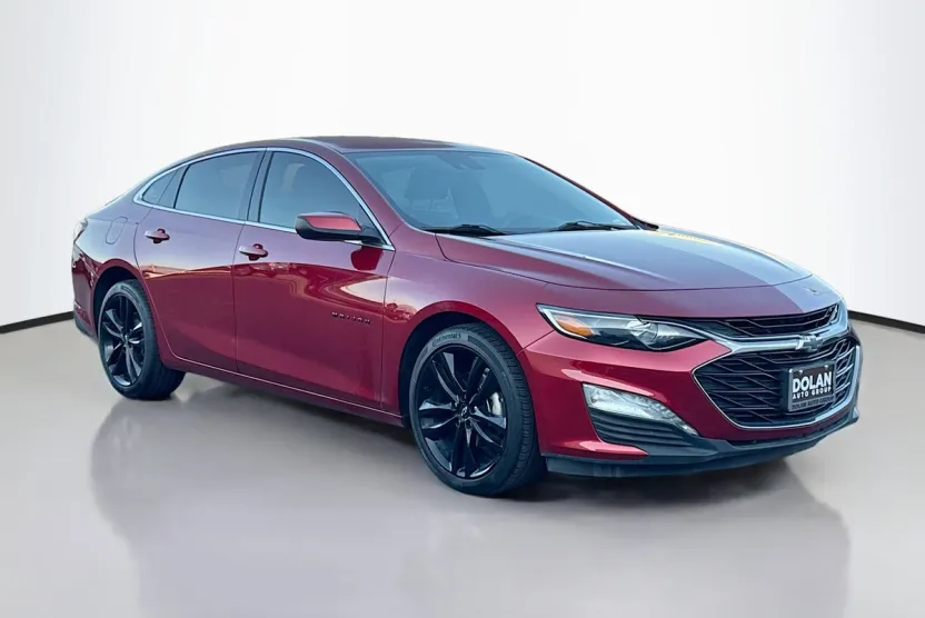 2024 Chevrolet Malibu 1LT photo 1