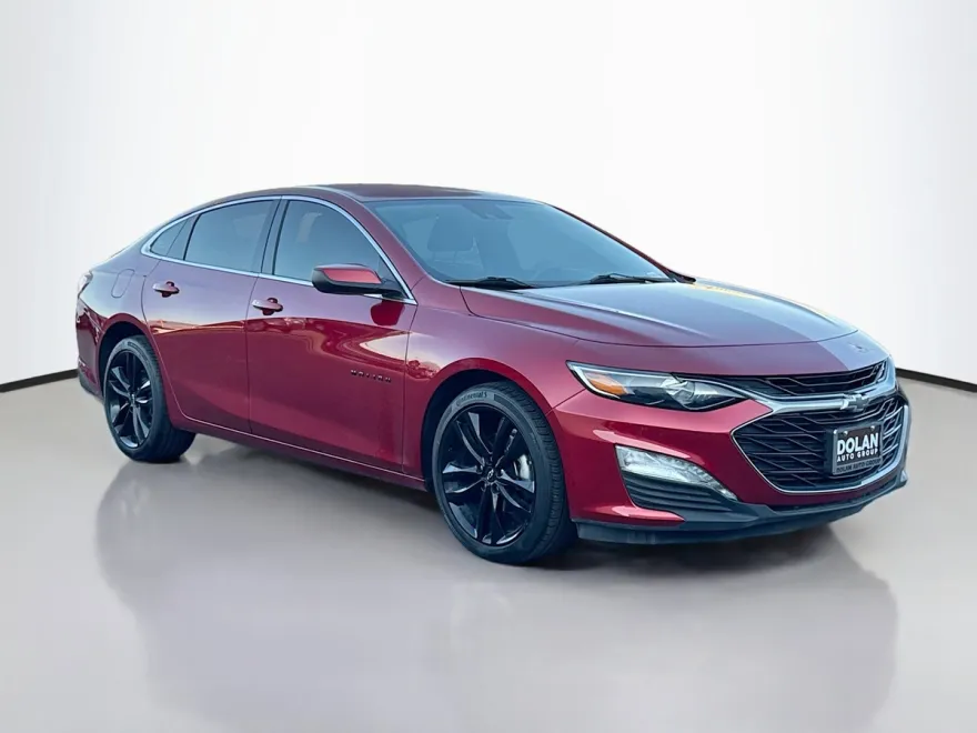 2024 Chevrolet Malibu 1LT photo 1
