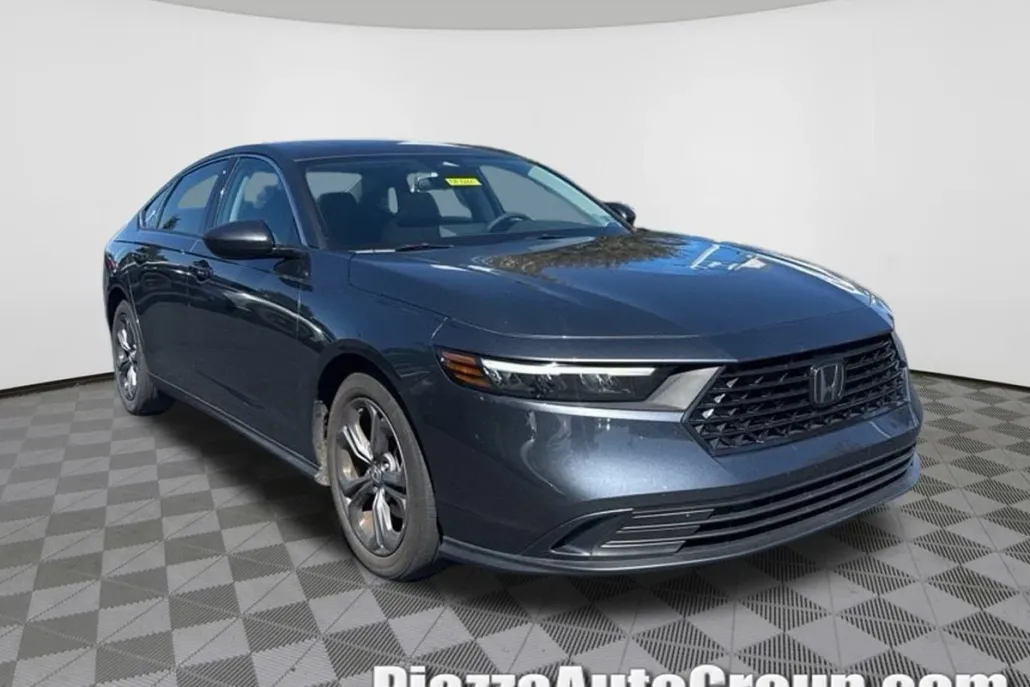 2023 Honda Accord EX photo 1